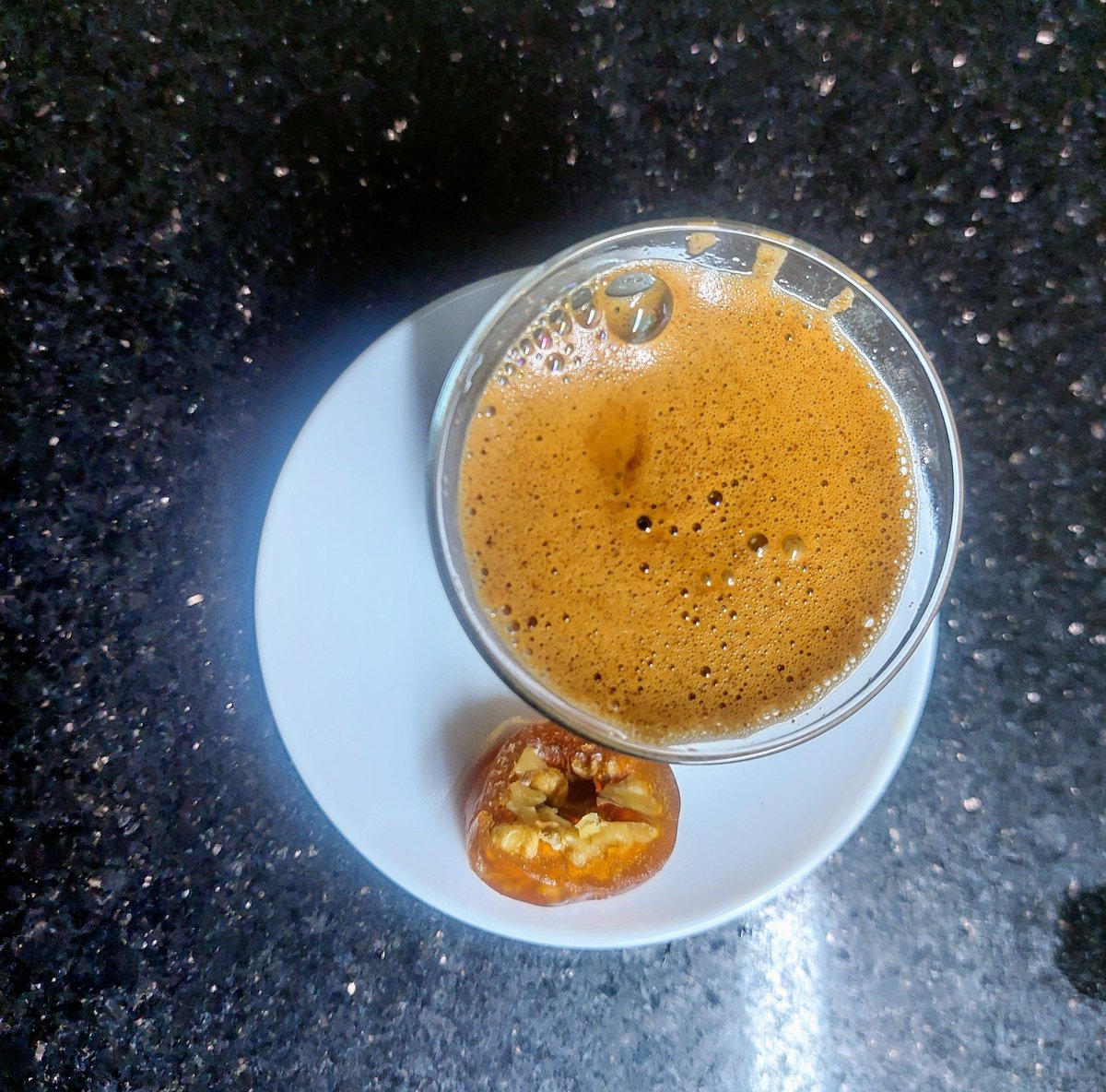 Hep ima ederek kendini ifade edeceksen işimiz var.