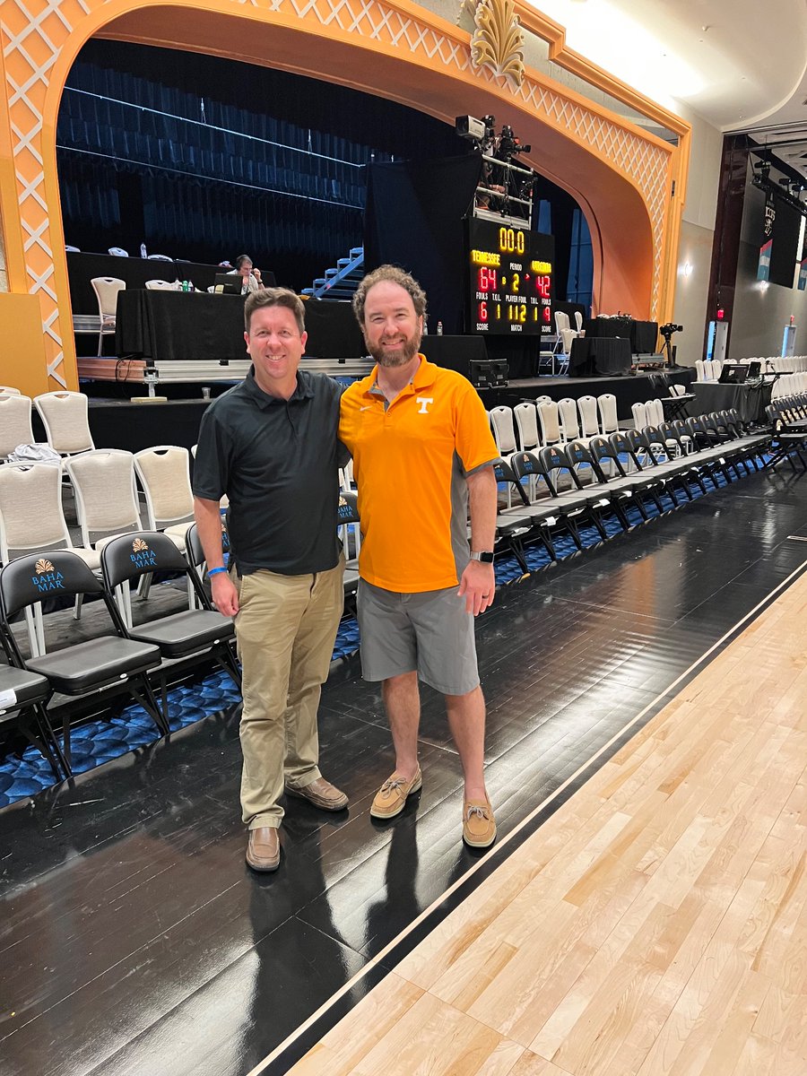WesBolingTN's tweet photo. Extraordinarily grateful for the chance to travel to the Bahamas and broadcast UVA basketball. I am living the absolute dream — a family I adore, a job I love, and a side gig aligned with my lifelong passion. Even got to call a #Tennessee game and hang with @wpaulmoore. Thankful. https://t.co/UlNFpFI60U