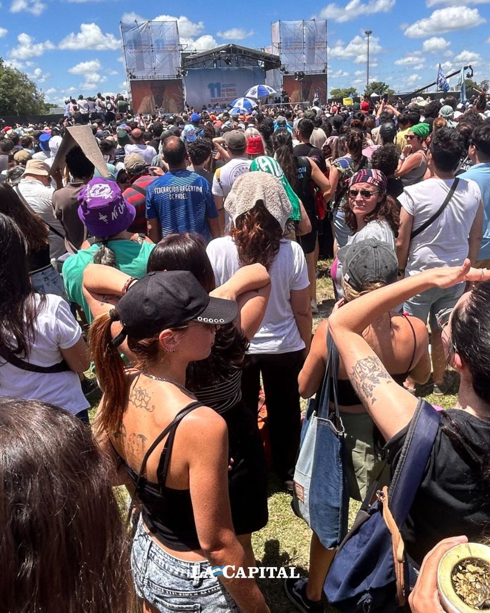 Diario La Capital tweet media