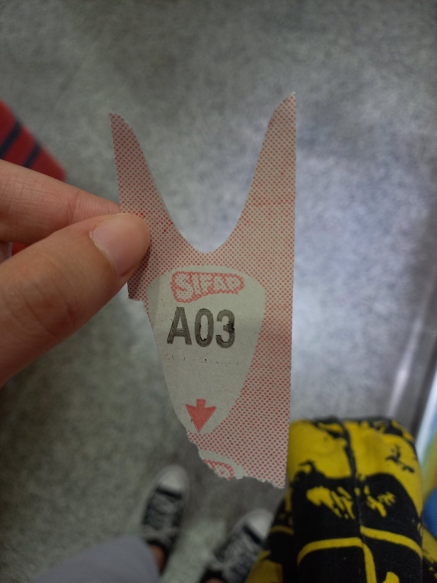 yoongidemaicena's tweet photo. fui a hacer unas impresiones y miren el número de fila que me tocó jajsjsjs Dios me vio la cara https://t.co/aeyfFX1HYO