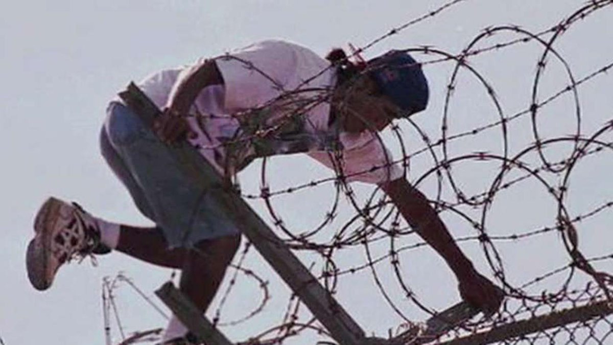 LaydenRobinson's tweet image. Why are #people against #deporting #illegal #immigrants?  #Liberals #Blue #Democrats #Denver