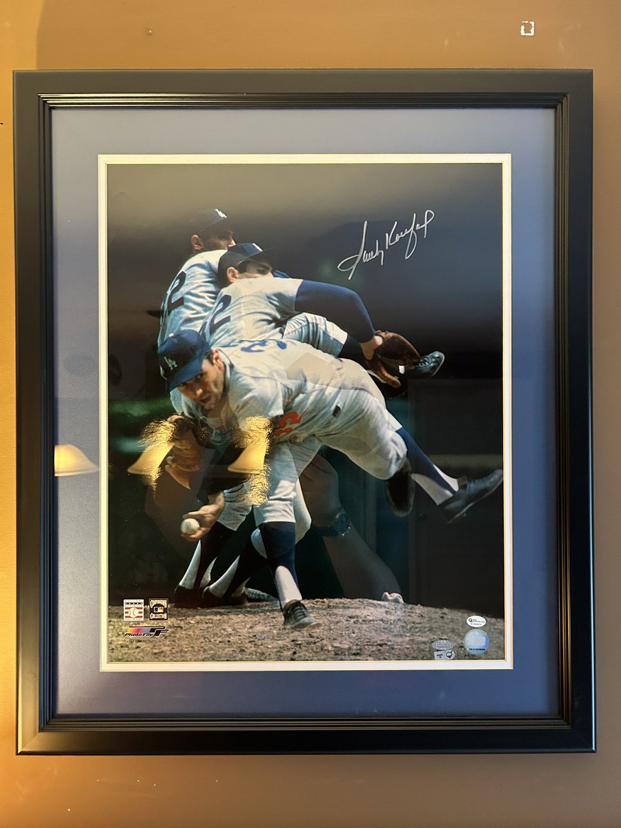 BrianPardoe's tweet image. Sweet snag at a memorabilia shop today #HallOfFame #Sandykoufax #Baseball #Dodgers
