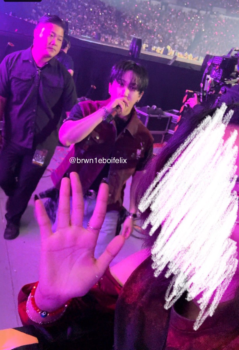 brwn1eboifelix's tweet photo. HINDI KO ALAM PAANO IPAPROCESS TO LORDDDDDD!!!!!!! IT’S THE SEO CHANGBIN.!..!.!!!!!! 😭😭😭😭😭

#dominATE_BULACAN https://t.co/kwIJabZHdq