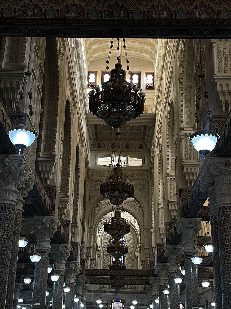 FmZhr_'s tweet photo. Mosquée Émir Abderkader, Constantine 🇩🇿🕌 https://t.co/G1OgIUuuLQ