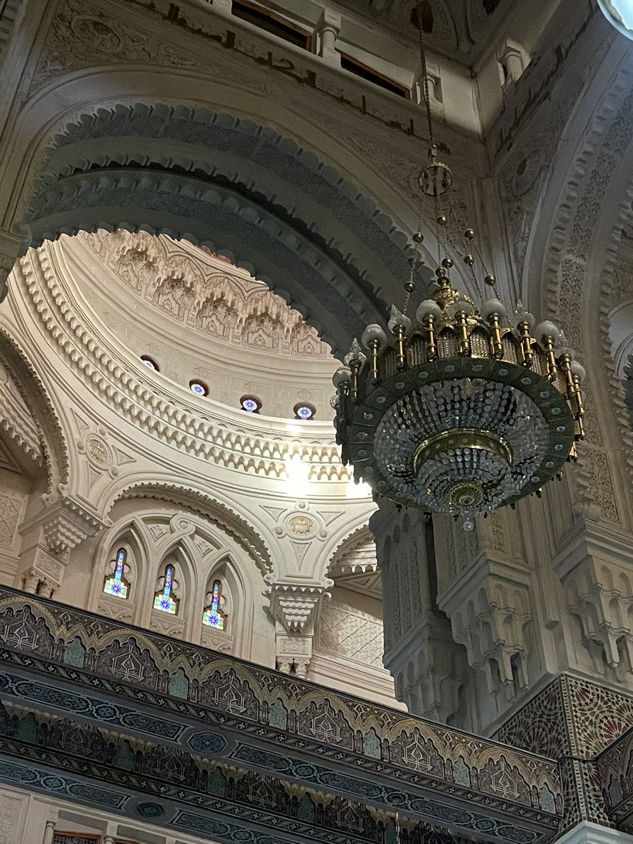 FmZhr_'s tweet photo. Mosquée Émir Abderkader, Constantine 🇩🇿🕌 https://t.co/G1OgIUuuLQ