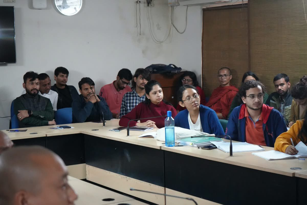 chowduri1's tweet photo. Treasures of Indian knowledge traditions in JNU

https://t.co/nEn1yltMss

@MinOfCultureGoI, @IbcWorldOrg. @Buddhistdoor, @SureshSoni1925, @ChamuKShastry, @shrivarakhedi, @dpradhanbjp, @KuldipAgni, @PTI_News, @DDNewslive, @BuddhistSocWA, @eoiberlin https://t.co/vutut7y9Lk