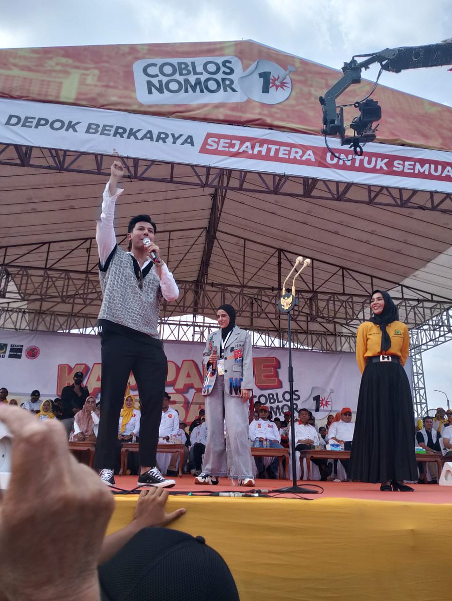 Bismillah.. 
Utk Depok yg makin Menyala 🔥, kesehatan gratis, pendidikan makin merata &amp; pembangunan berkelanjutan, Pilih Imam Budi Hartono - Ririn #ImamRirinMenang