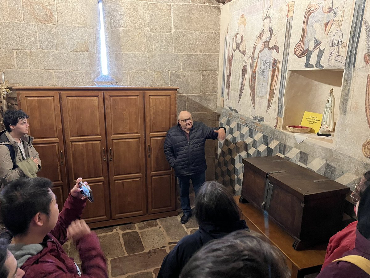 arraiano_seco's tweet photo. E rematamos os dous intensivos días de traballo de campo xeográfico no antigo Couto Mixto @CoutoMixto @dosmistos falando da súa situación actual, das visitas que recibe, do uso de fondos europeos, etc. #Geography @facultadeXH @UniversidadeUSC https://t.co/OCLdEOJNQs