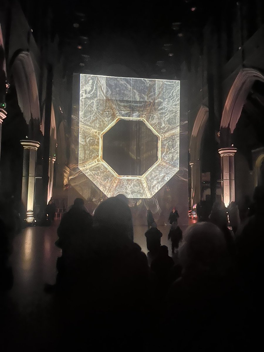 LeeHunt6's tweet image. Great to see #Fratton Community Cllr #LibDem @Rayne360 helping steward weshineportsmouth.co.uk Lantern Parade - as ever in the thick of it. #Portsmouth ‘We Shine’ 2024 spectacle of light, music, sound, concept #art, #climatechange, fascinating, immersive, magical, haunting 😊👍