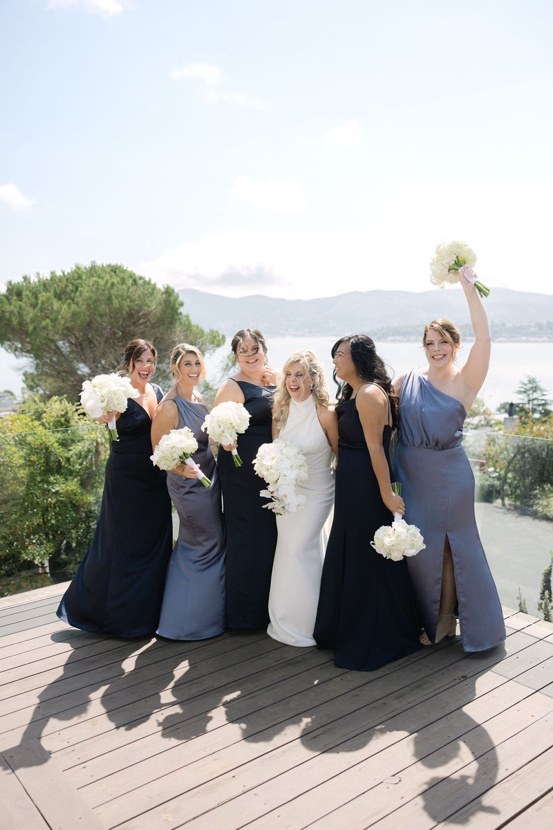 LL_Weddings's tweet photo. When the girls are your Something Blue🩵 
📸 @brysphotography_ 

#californiawedding #coastalwedding #sanfranciscowedding #bayareawedding #bayareaweddingplanner #sanfranciscoweddingplanner #bayareaweddingplanner #sanfrancisco #bilingualweddingplanner #sf https://t.co/zpNeeIBtOn
