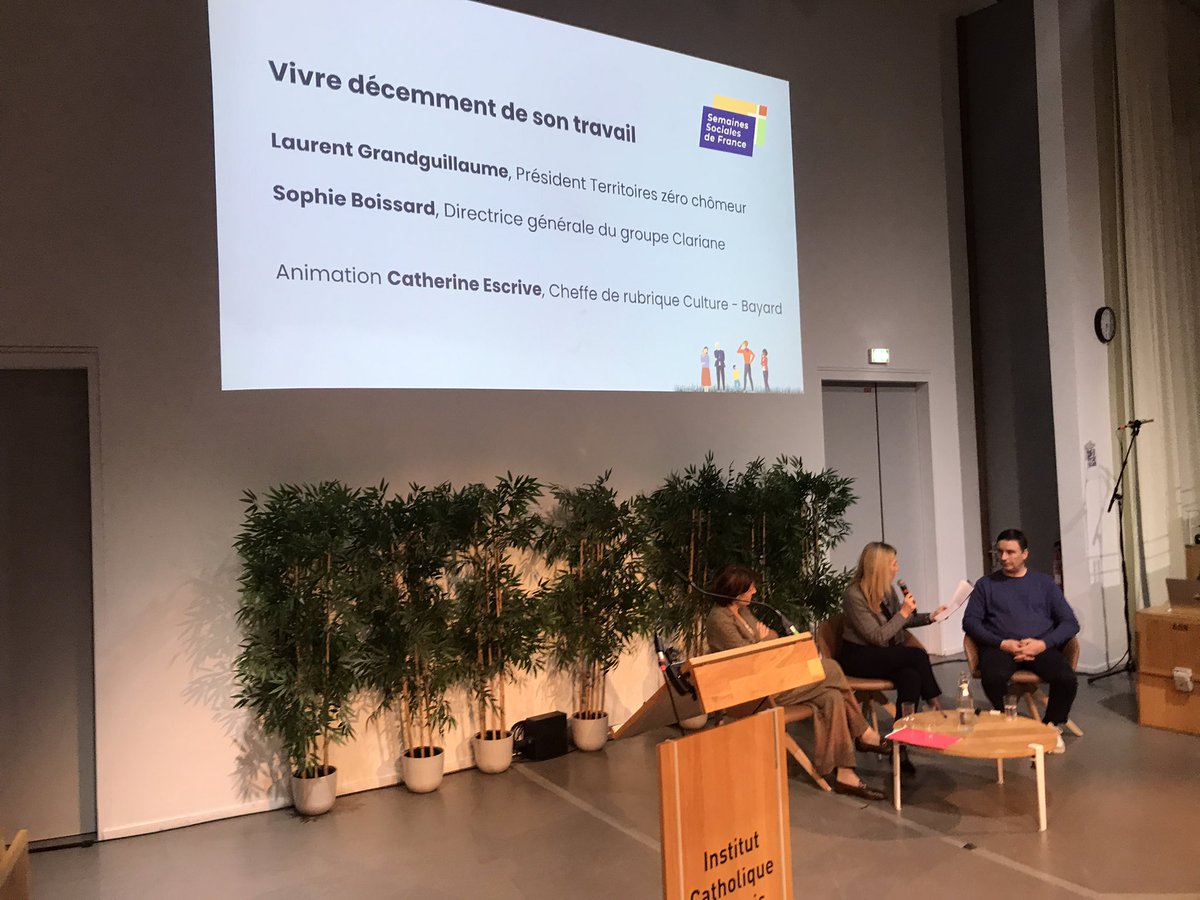 Semaines Sociales Fr (@semsofr) on Twitter photo Retour en plénière avec Laurent Grandguillaume de <a href="/ZeroChomeurLD/">Territoires zéro chômeur de longue durée</a> Sophie Boissard du Groupe <a href="/Clariane/">Clariane</a>, avec Catherine Escrive de <a href="/LePelerincom/">Le Pèlerin (Bayard Presse)</a> à <a href="/Bayard/">Bayard</a> : vivre décemment de son travail Retour en plénière avec Laurent Grandguillaume de <a href="/ZeroChomeurLD/">Territoires zéro chômeur de longue durée</a> Sophie Boissard du Groupe <a href="/Clariane/">Clariane</a>, avec Catherine Escrive de <a href="/LePelerincom/">Le Pèlerin (Bayard Presse)</a> à <a href="/Bayard/">Bayard</a> : vivre décemment de son travail