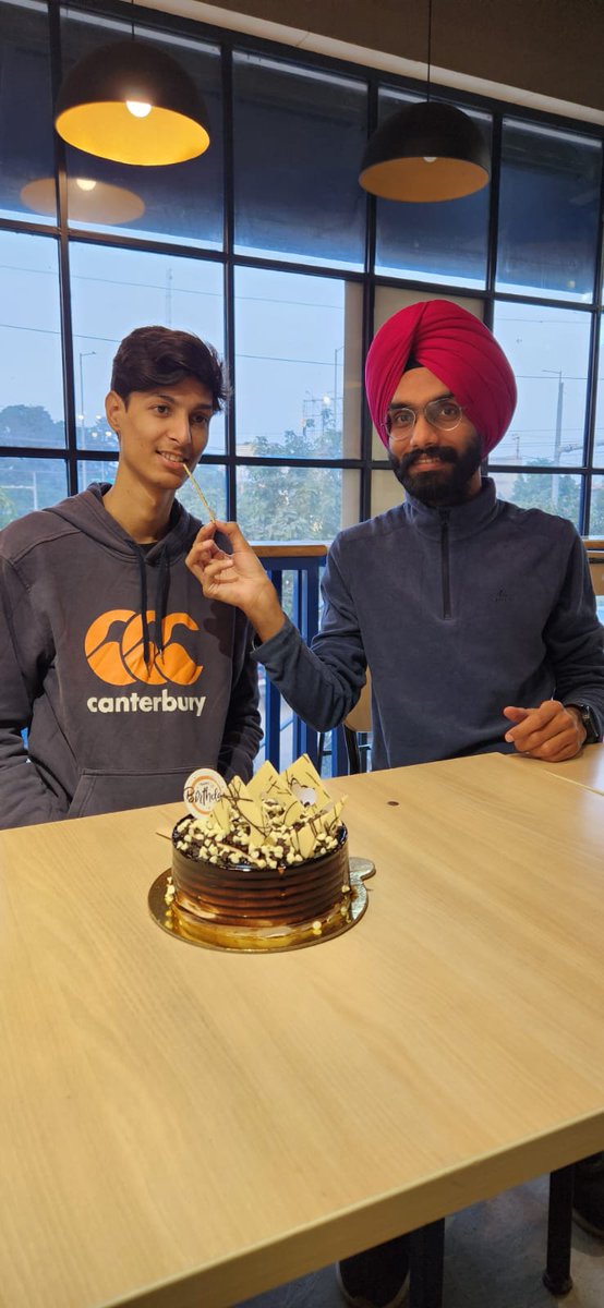 creativeroominc's tweet photo. 🎉 Celebrating Creativity &amp; Another Year of Excellence! 🎨

Happy Birthday to our incredibly talented Mr. Devanshu Raturi, the maestro behind the stunning designs @creativeroominc ! 🌟

We celebrated this special day with pizza, laughter, and great memories at Domino’s! 🍕 https://t.co/7Cs1pTQMvU