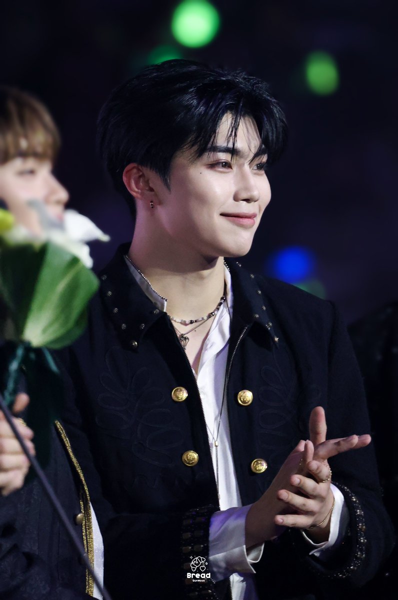 241116 kgma HQ

항상 행복만 하길 ⭑.ᐟ

#박건욱 #PARKGUNWOOK #パクゴヌク #朴乾煜 #ZEROBASEONE #ZB1 #제로베이스원