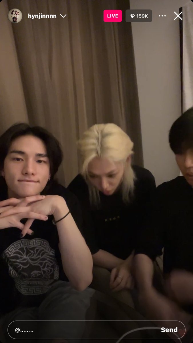 wtthjeno's tweet photo. LOS AMO CON EL ALMA https://t.co/HbUTJgGeuH