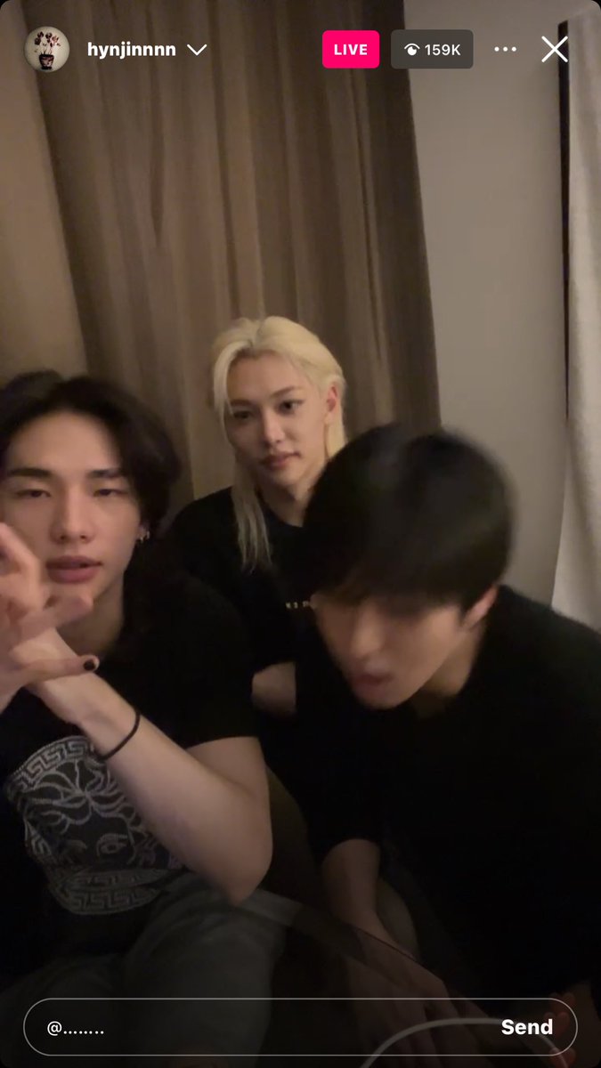 wtthjeno's tweet photo. LOS AMO CON EL ALMA https://t.co/HbUTJgGeuH