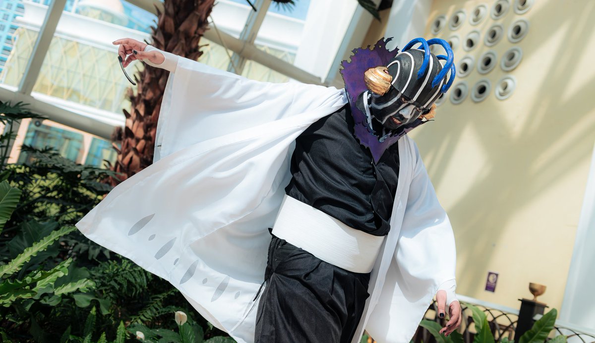 Narutozun's tweet photo. To Celebrate the release of Bleach #34, Baby, Hold Your Hand, my Mayuri Kurotsuchi Cosplay

#BLEACH_anime #MayuriKurotsuchi #BabyHoldYourHand https://t.co/tN5TYrB3LQ