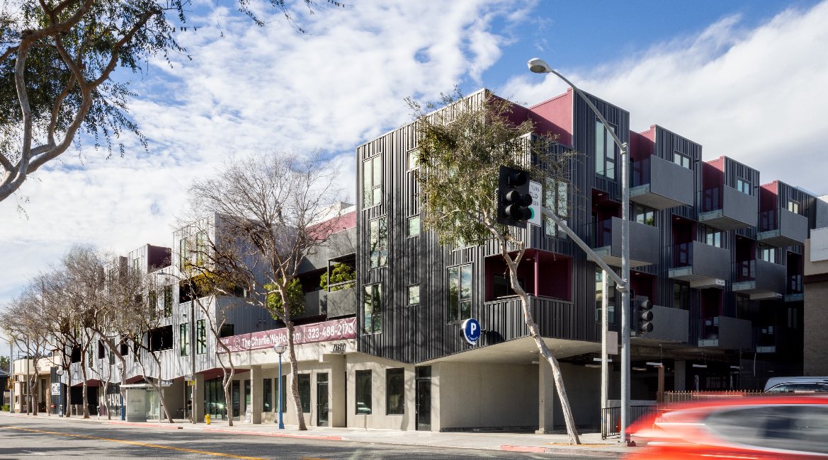 Chris Tourtellotte tweet media