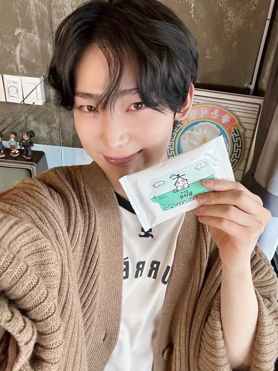 It was really fascinating and fun to meet Daesung sunbaenim in real life hehe We’ll cope with your discipline! #241122 @ ZipDaesung