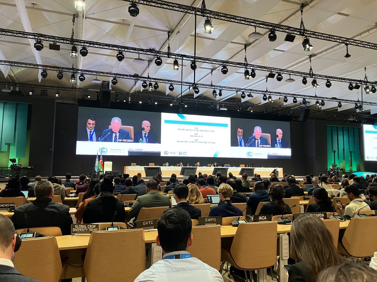 AEF__DD (@aef__dd) on Twitter photo Pour l’instant la présidence de la <a href="/COP29_AZ/">COP29 Azerbaijan</a> adopte des textes des groupes de travail subsidiaires, laissant toute la salle suspendue à ses paroles. Tout le monde attend bien sûr d’en savoir plus sur les financements climat !! Pour l’instant la présidence de la <a href="/COP29_AZ/">COP29 Azerbaijan</a> adopte des textes des groupes de travail subsidiaires, laissant toute la salle suspendue à ses paroles. Tout le monde attend bien sûr d’en savoir plus sur les financements climat !!
