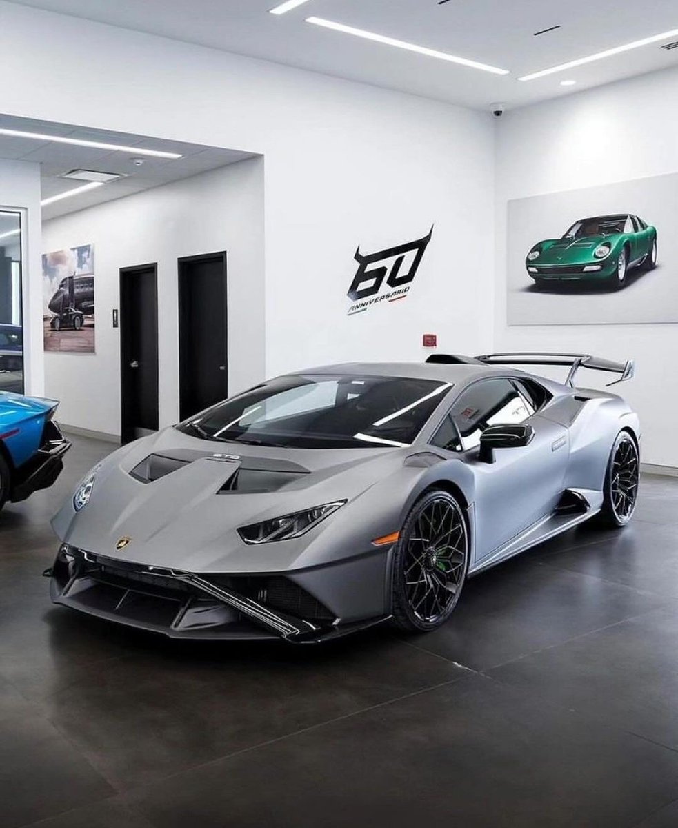DailyLamboTM's tweet photo. Lamborghini Huracán STO https://t.co/XkI0s4gQqx
