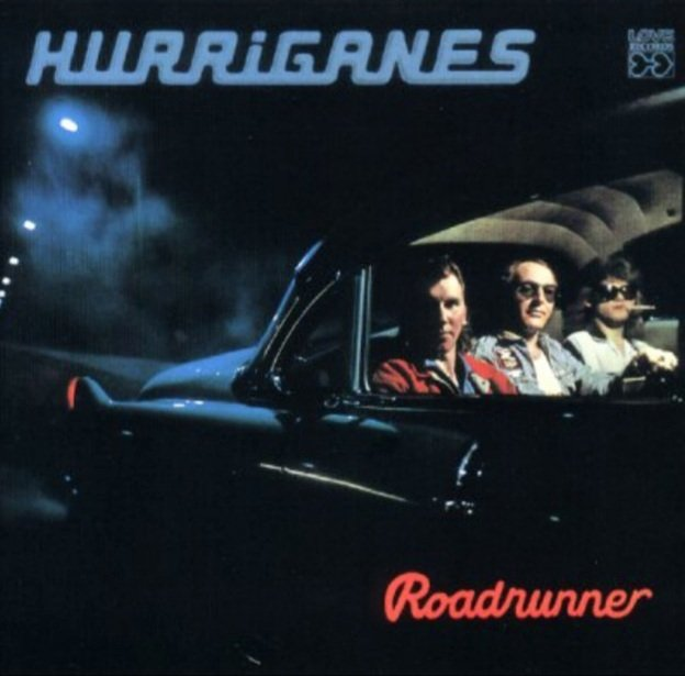 IPSimila's tweet image. Tästä rock-historian merkkipaalusta tulee kuluneeksi 50 vuotta, mutta milloin tarkalleen ottaen albumi julkaistiin? Joidenkin tietojen mukaan marraskuu 74 ja joidenkin 7.12.74. Ihan sama, pääasia että julkaistiin. Tajunnanräjäyttävä sukupolvikokemus #Hurriganes #Roadrunner