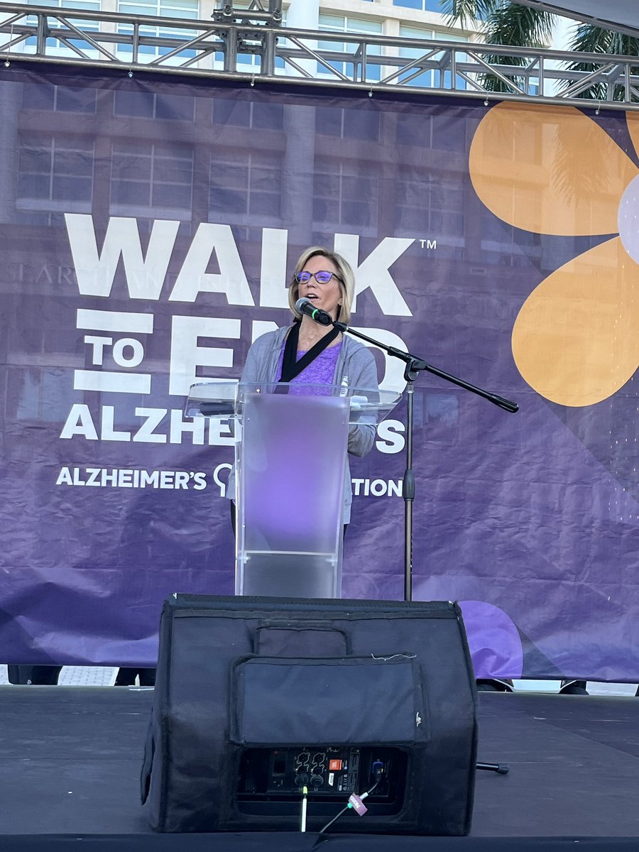 A big thank you to emcee <a href="/KkruegerWPLG/">Kristi Krueger</a> from <a href="/WPLGLocal10/">WPLG Local 10 News</a>. 

We're so grateful to both Kristi and WPLG for their support of #Walk2EndAlz in Broward County!