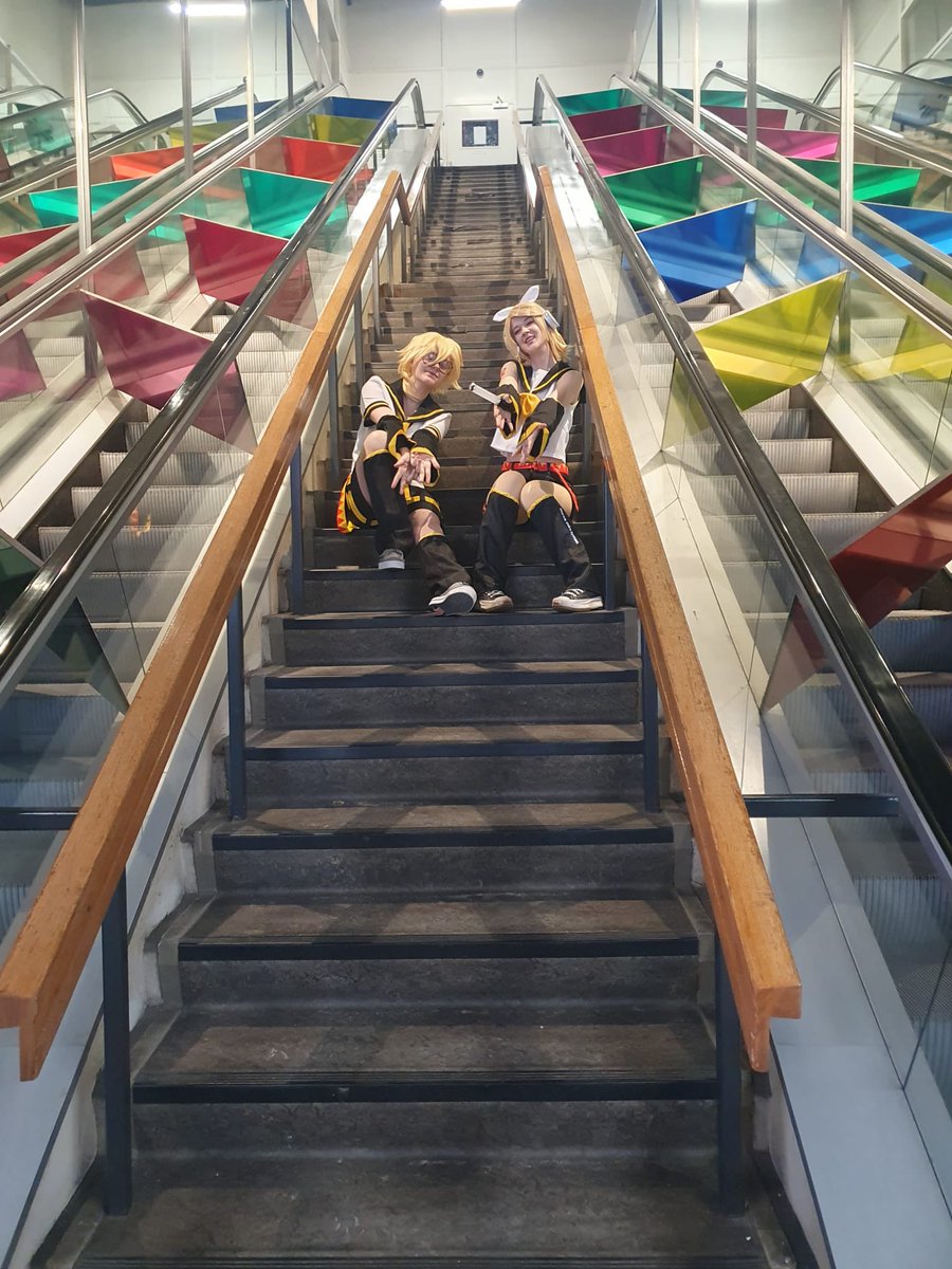 reisverkomterug's tweet photo. The rin to my len!!!! @k0ki0__ https://t.co/QVSlaMCDnW