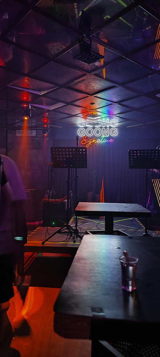 打卡，还好。
😨😱😵‍💫太多人吐了，有点恶心。