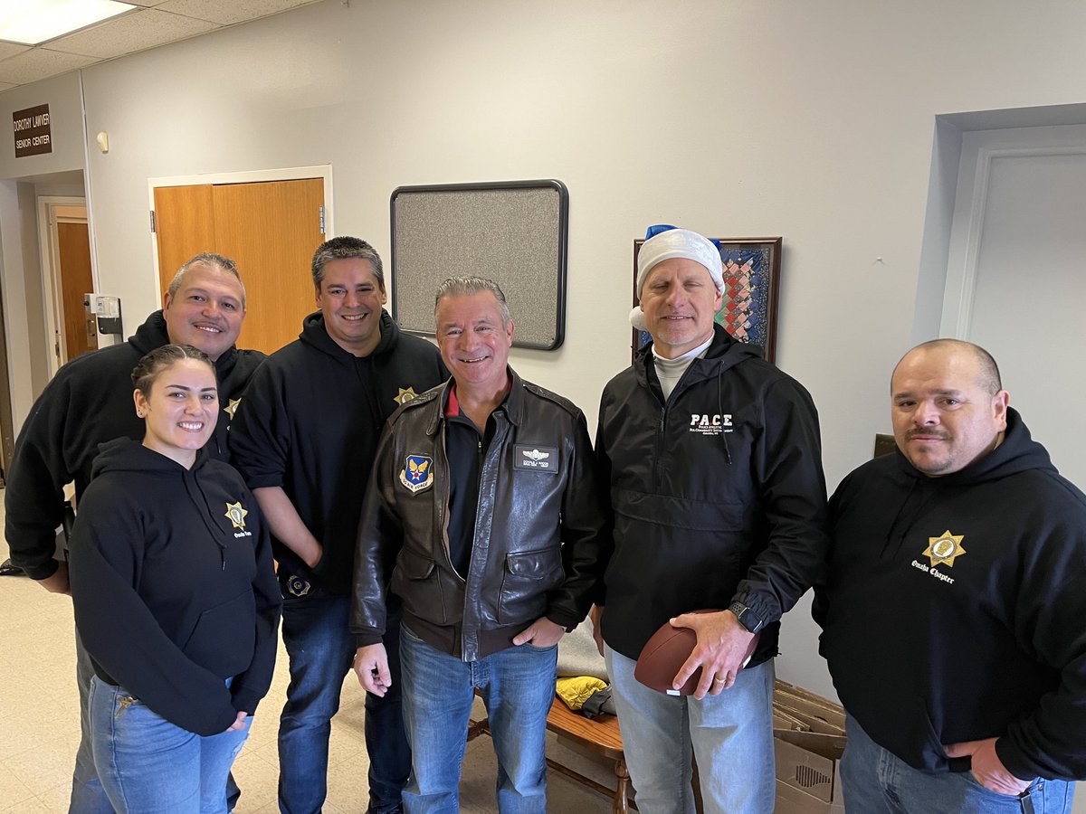 DonJBacon's tweet photo. I thank the Latino Peace Officers Association for their community and civic leadership. Every year before Thanksgiving they deliver turkeys to those financially in need. https://t.co/g8CkquRcWO