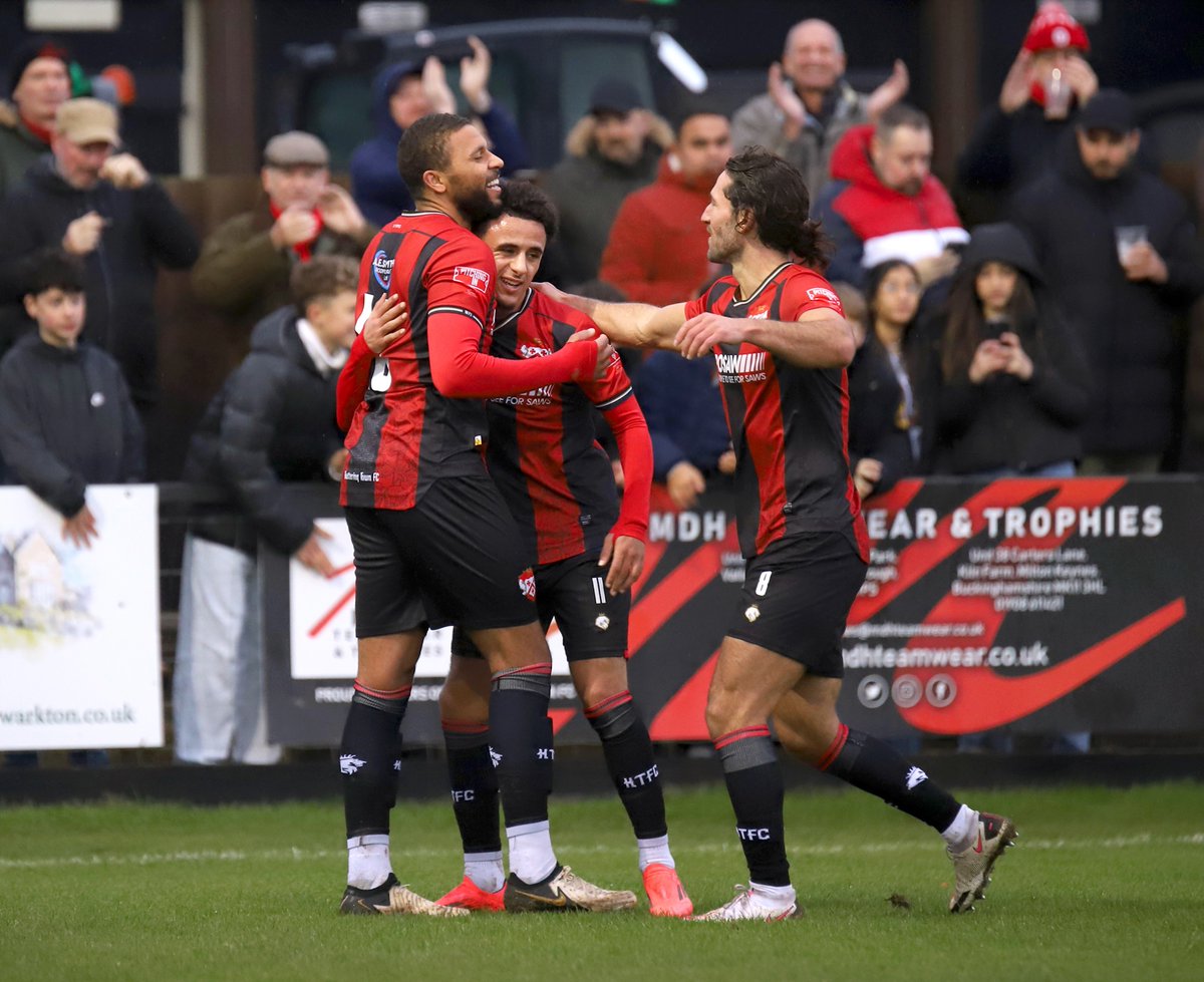 Well, how about that, Poppies fans?!

Another big win in the bag as we stay top of the league!

You Reds!!!! 

📸<a href="/NorthantsLegend/">Peter Short</a>
