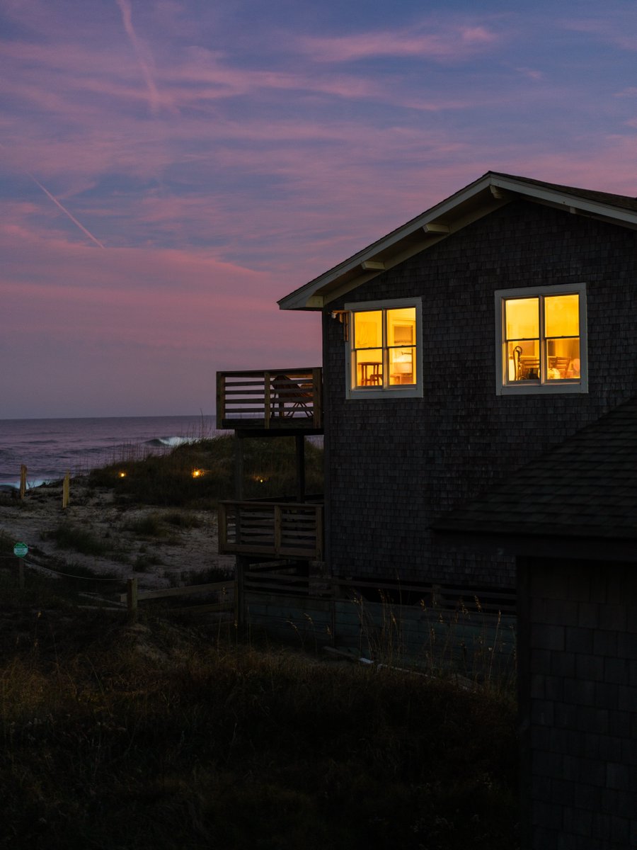 IsaacJarnagin's tweet photo. Rodanthe, North Carolina (in the Outer Banks), on November 17, 2024 https://t.co/EfxdZSmzjR