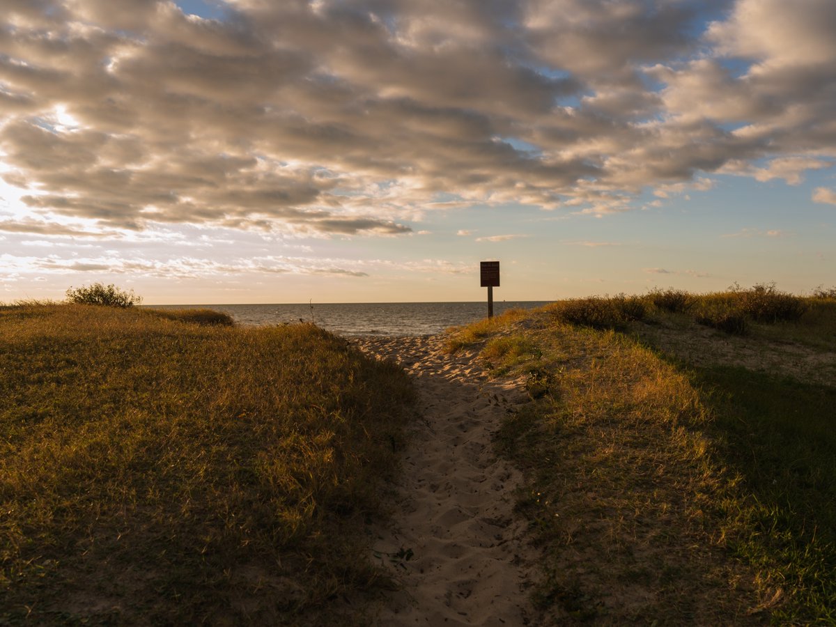IsaacJarnagin's tweet photo. Rodanthe, North Carolina (in the Outer Banks), on November 17, 2024 https://t.co/EfxdZSmzjR