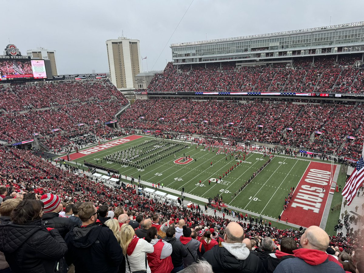 Indiana did not come out for the National Anthem. We gotta beat these communists by 40 now! 🇺🇸