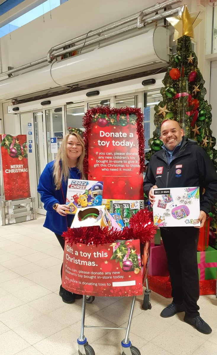 Liverpool Homeless FC (@livhomelessfc) on Twitter photo Each year, our very own John Finnigan kicks off our LHFC toy donations, and we're happy to be continuing our partnership again this year!
Massive thanks as always to Shelly with Tesco Community Champions <a href="/L8_Community/">Shelly Falangie ๐</a>
#CommintyAtChristmas Each year, our very own John Finnigan kicks off our LHFC toy donations, and we're happy to be continuing our partnership again this year!
Massive thanks as always to Shelly with Tesco Community Champions <a href="/L8_Community/">Shelly Falangie ๐</a>
#CommintyAtChristmas