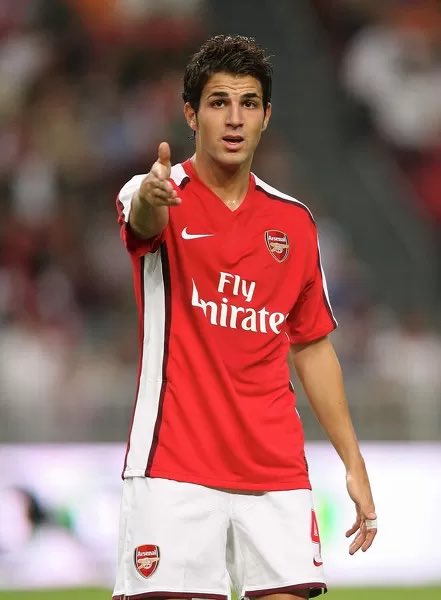 Primehenry10's tweet photo. Spot the difference #ARSNOF #ARSNOR https://t.co/ylUJuDm1R1