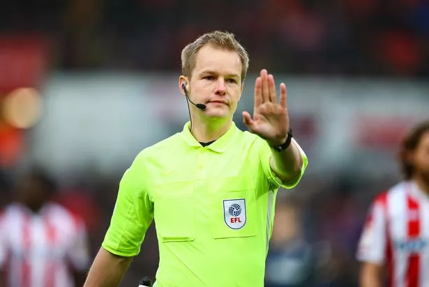 ChampionshpTalk's tweet photo. Gavin Ward strikes again we hear? 

We seem to repeat this every month but how many times does he get away with this. 

Watch him be made ref for Sunderland vs Sheff Utd on Friday. 

No consequences ever for his shit reffing. 

#stokecity #scfc https://t.co/q0OgfpVnzZ