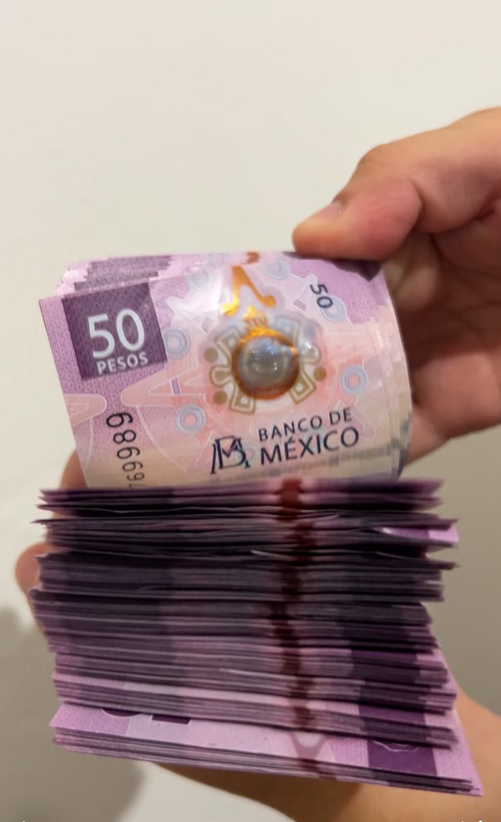 Bueno amistades, estoy desocupada y quiero dejar este chismecito por aquí así que 🧵 de como compré mi refri este buen fin 2024 con puro ajolopeso 🫢 
Porque es real eso de no contar a nadie hasta que ya esté hecho eso que quieres y pues si yo pude ustedes también 😛