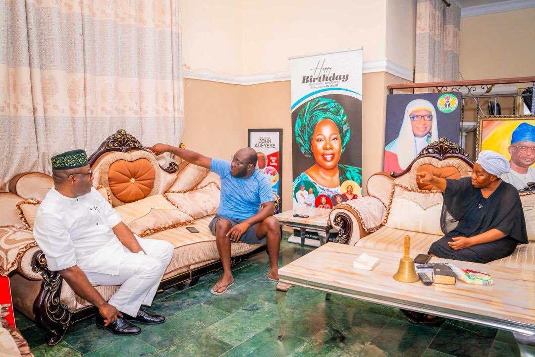 kfayemi's tweet photo. I paid a condolence visit to the family of our late Chief Judge, Honourable Justice John Oyewole Adeyeye, to mourn his passing and honour his remarkable legacy. Justice Adeyeye was more than a legal luminary; he was a soldier of justice, a defender of the defenseless, and a devoted servant of Ekiti State.

From our days at the University of Lagos to his distinguished career as a Judge and later as the Chief Judge of Ekiti State, he exemplified integrity, courage, and a relentless commitment to the rule of law. His contributions to the development of our state and the pursuit of justice will never be forgotten.

May the Almighty grant his family and loved ones the strength to bear this great loss. May his soul continue to rest in the bosom of the Lord.