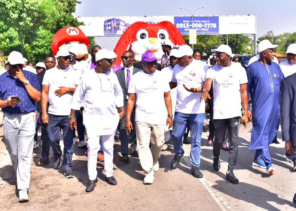 Sen_AdeolaYAYI's tweet photo. Today, my wife, and I alongside distinguished senators and guests celebrated 2024 World Orphan Day at  Maryam Babangida Women’s Development Centre, Abuja using her NGO, CHADASH Empowerment Foundation with the hosting of 29 Orphanages and hundreds of orphans. 

…. https://t.co/lgglMumUY3