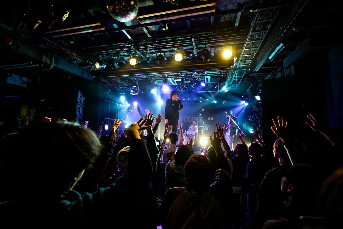 No13_Japan's tweet photo. 11/22 渋谷CYCLONE

4th Mini Album『COMICS』Release Party

セットリスト
1.Runner
2.Prometheus
3.Ascension
4.Jellyfish
5.Devil's Way
6.Endless Summer
Ec.TABASCO

ありがとうございました！！

Photo by（@tussy_imi） https://t.co/XNOyxmjA3S