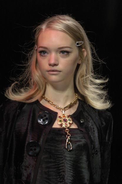 mariellecals's tweet photo. young Gemma Ward https://t.co/tdktezREVL