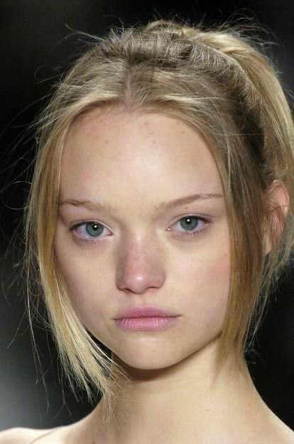 mariellecals's tweet photo. young Gemma Ward https://t.co/tdktezREVL