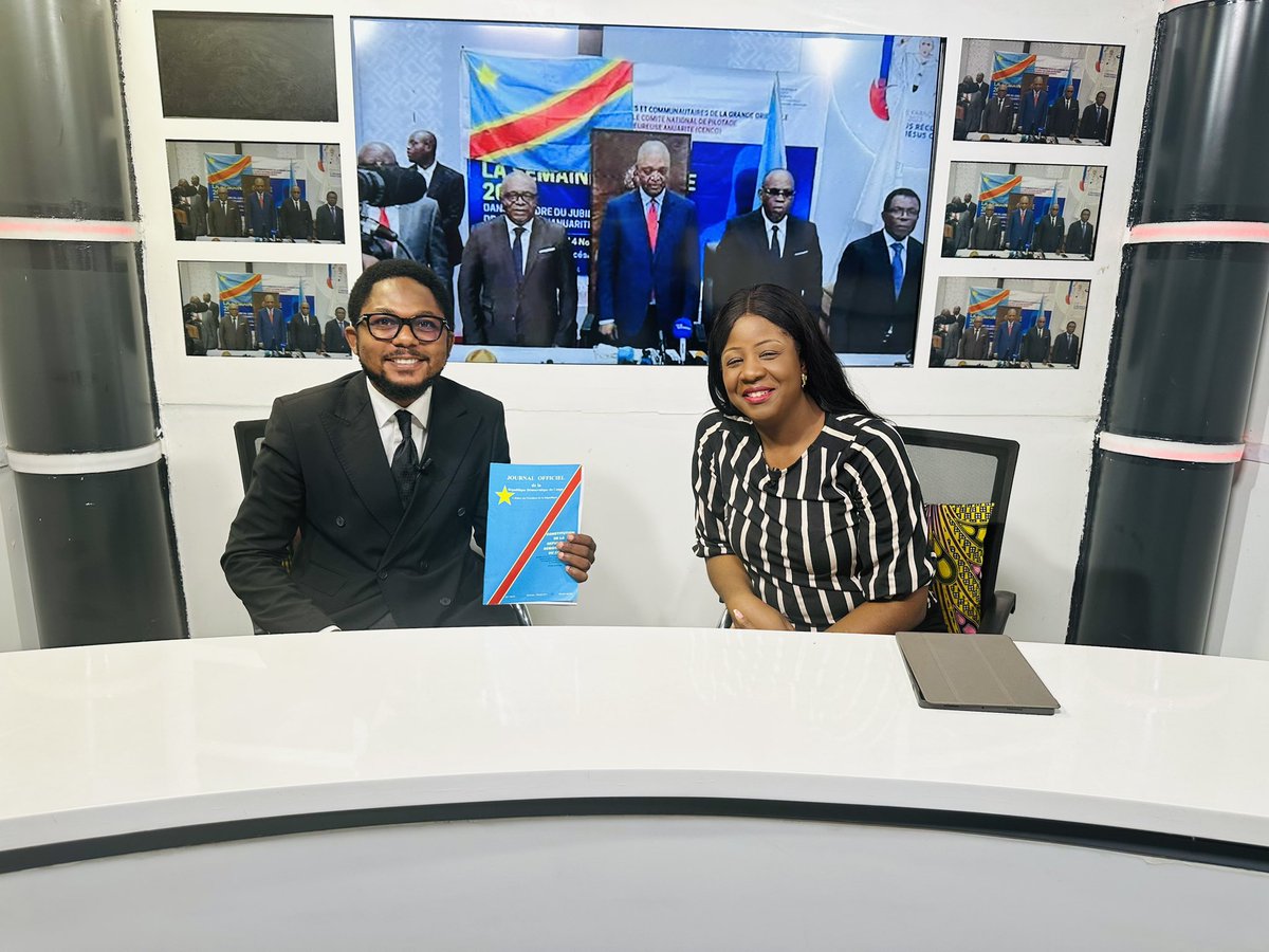 AubinKASONGO7's tweet photo. #RDC: ensemble, protégeons les acquis de cette constitution.
#netouchepasamaconstitution
@DSESANGA @Envol_Rd_Congo https://t.co/7I3Qzi7QC8
