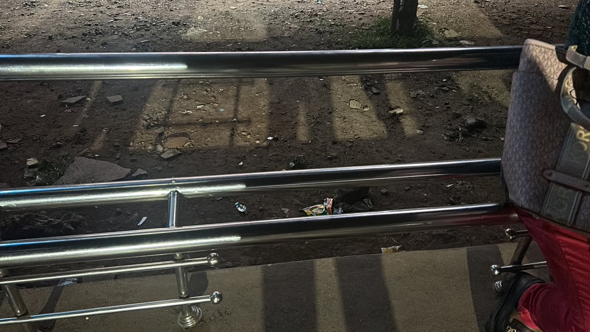 hishariness's tweet photo. This is the seating arrangement at Thalassery Bus Stand Waiting Shelter (from MP Achuthan M.P’s Asset Development Fund. Whats the point of having this seat where people cannot sit nor keep their bags?@ShamseerAN @CMOKerala @cpofindia @riyasdyfi @kannurcollector #Thalassery https://t.co/hD2ia0hjp7