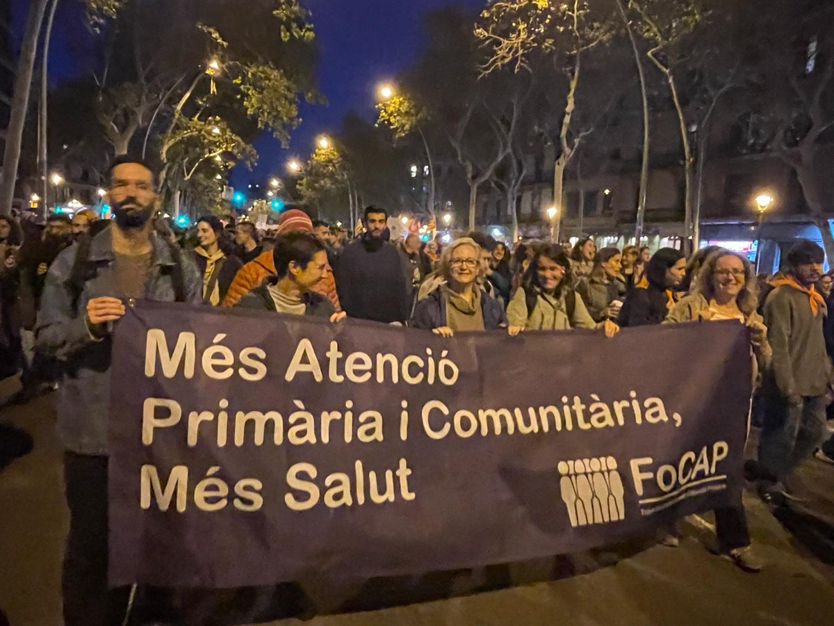 . #23N
Mobilitzades contra els preus dels lloguers a la manifestació convocada pel <a href="/SindicatLloguer/">Sindicat de Llogateres i Llogaters</a> 
➡️“No hi ha dret a la Salut sense dret a l’habitatge”. <a href="/capcalerabcn/">La Capçalera Barcelona</a>  <a href="/MareaBlancaCAT/">Marea Blanca CAT</a>