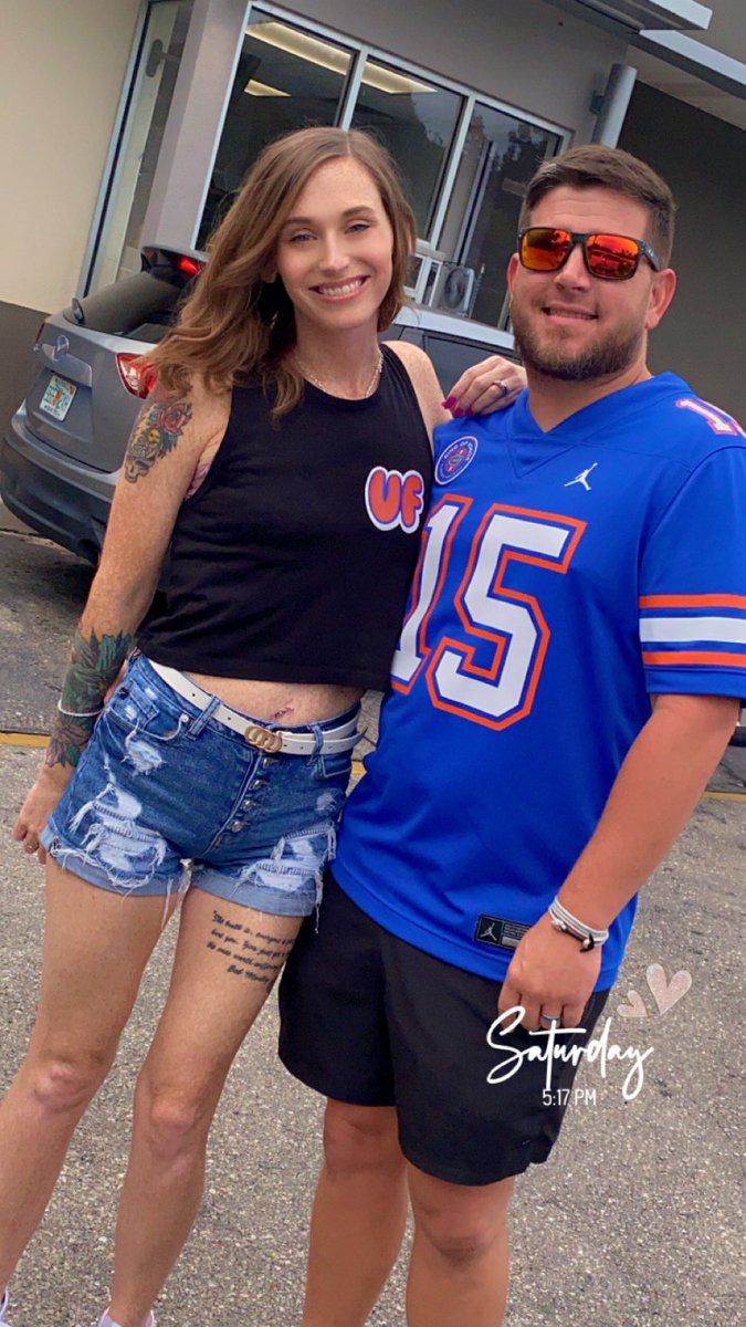 nataliefayee281's tweet photo. Since we watching from home today love you baby @willoughby102  Go Gators !🐊 🩵 https://t.co/Ucg0QqE5Ty