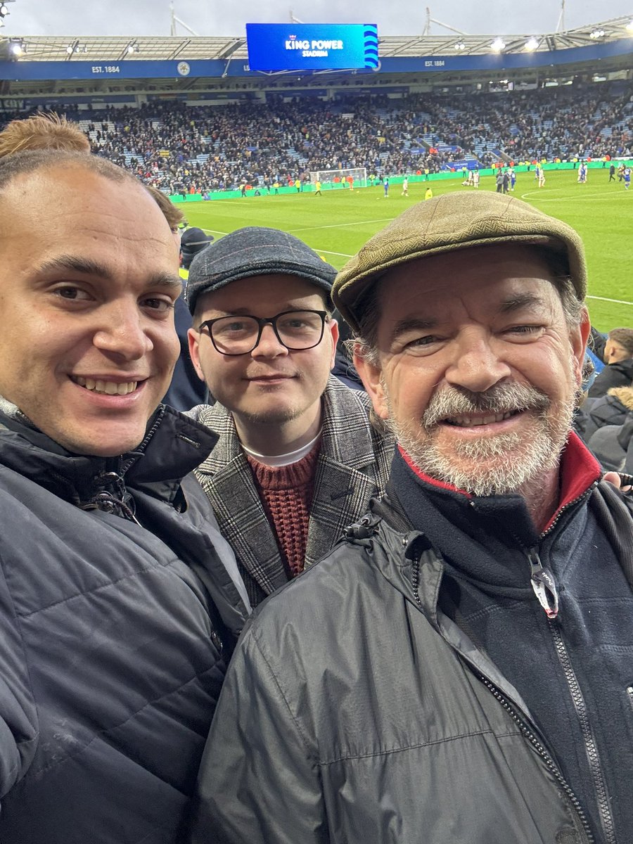ben05bc's tweet photo. Pleasure being stuck with @StamfordChidge and @DomTheRosso for 90 mins https://t.co/wcyvqSrfCo