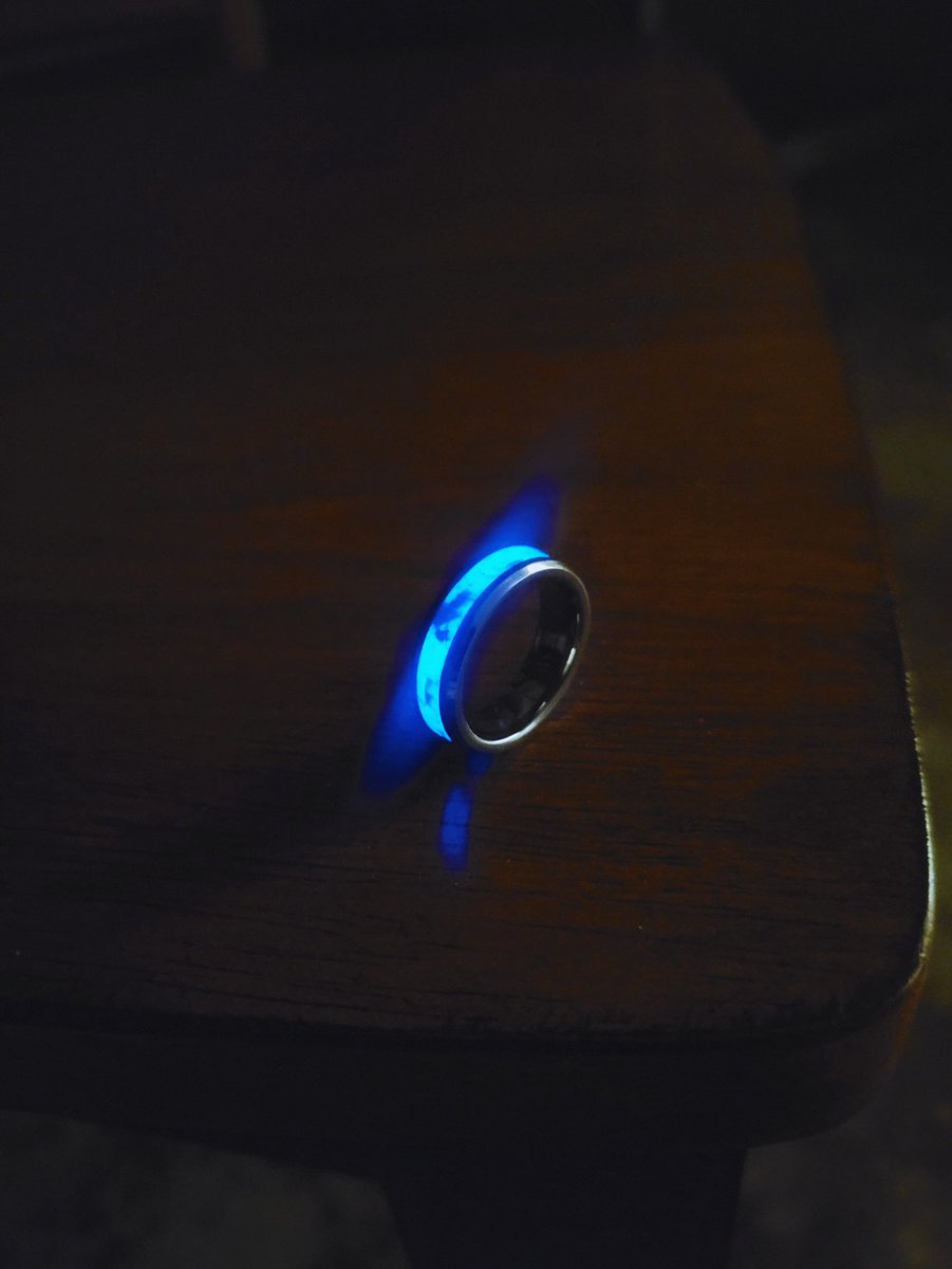 Pouring everything into my glow rings this season! By grabbing one at super discounted prices through Black Friday, you’ll not only get an amazing holiday gift but also help me end this tough year on a high note. 

Orders ship just in time for Christmas! 
 aarongthompson.com/glowrings