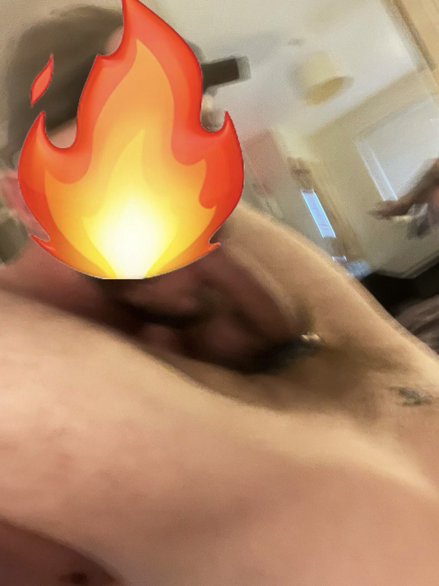DaveCrook3's tweet photo. A very hot Saturday fun time https://t.co/Im0su5VxQI