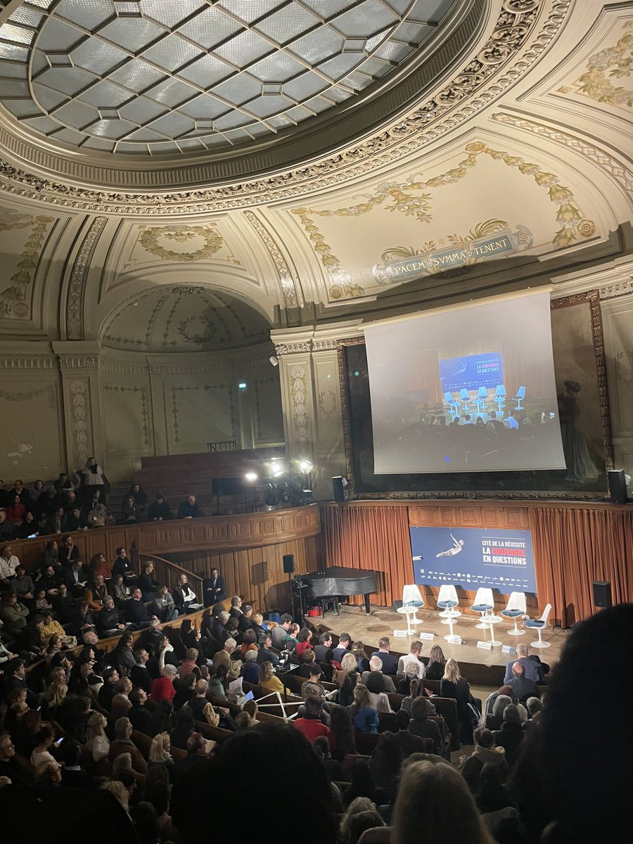 Quel grand patron du CAC a dit :

« La qualité qui monte dans l’Entreprise, c’est l’Authenticité.

Et Trump est un monument d’Authenticité  »

#citedelareussite2024